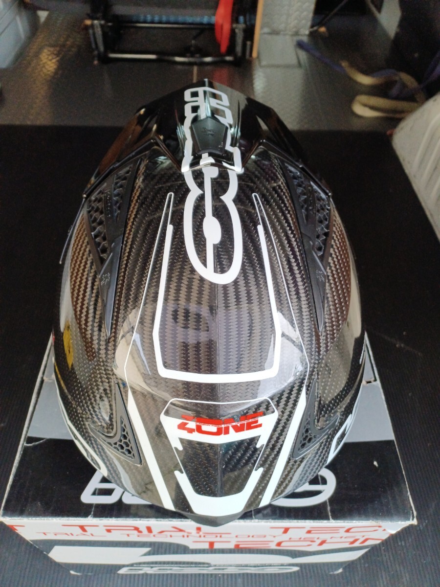 Hebo トライアル ヘルメット カーボン ZONE4の画像6