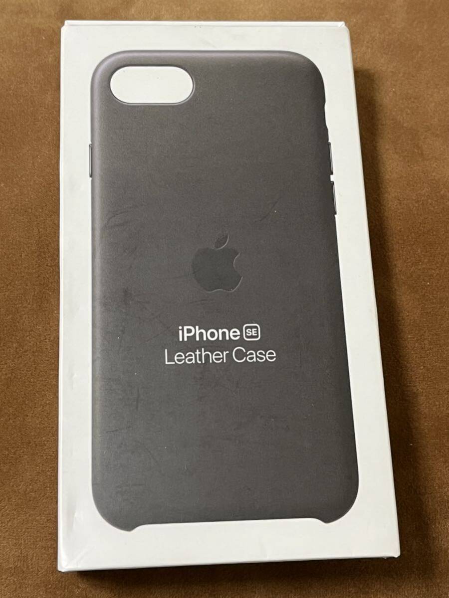 Apple Apple original * iPhone 7 / 8 / SE leather case * black * beautiful goods 