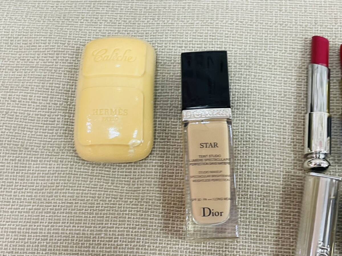 【化粧品大量おまとめ】 CHANEL シャネル ジバンシー Dior ディオール 口紅 チーク リップ ファンデーション コスメ用品 ブランド _画像7