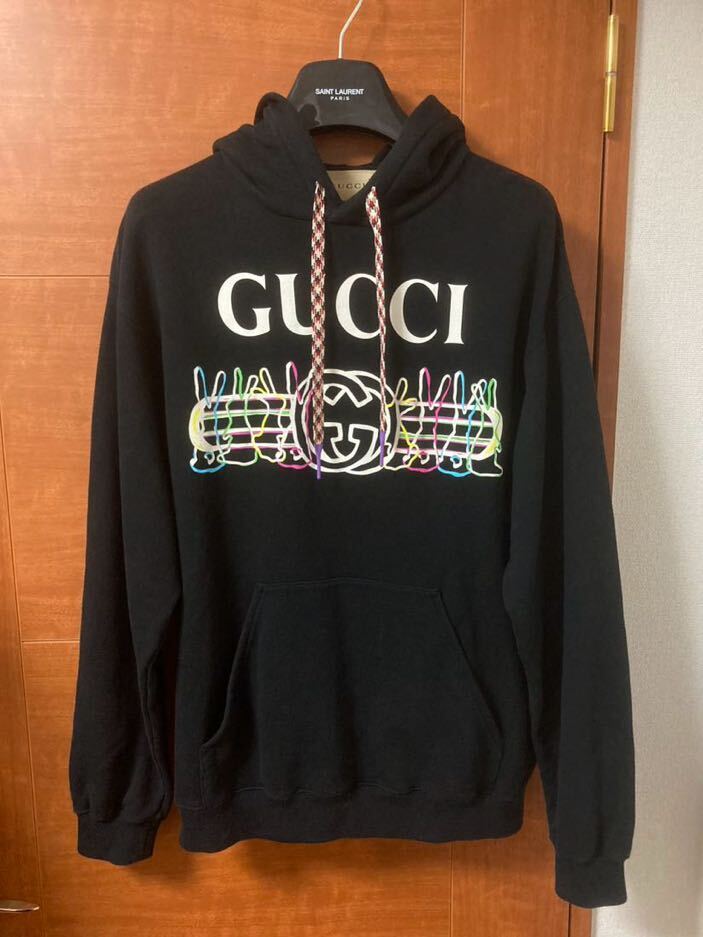 GUCCI グッチ　ロゴ　パーカー　美品　ブラック　フーディ　スウェット　ブルゾン　音符　うさぎ_画像1