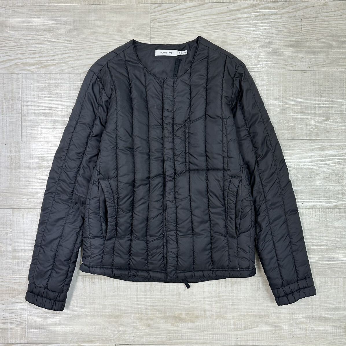 nonnative ノンネイティブ DWELLER DOWN BLOUSON POLY TAFFETA ホワイトグース ダウン ノーカラー ブルゾン NN-J2615 ブラック 系 サイズ 1_画像2