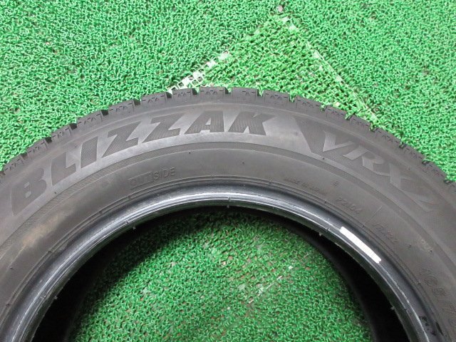 ZK410【送料無料】165/70R14 超溝高 8.5~9分山 ブリヂストン スタッドレス VRX2 ♪ 21年製 2本 激安 アクア ヴィッツ ソリオ マーチ デミオ_画像9