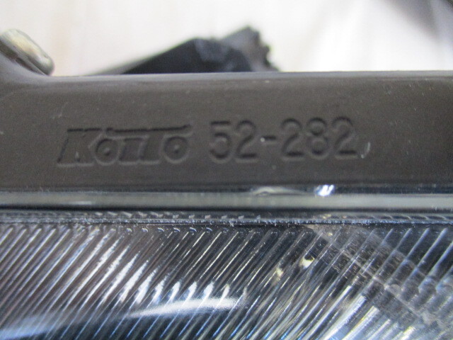 トヨタ　シエンタ　170系　前期　純正左右ヘッドライト　ハロゲン　KOITO 52-282　　（AN-4913）_画像4