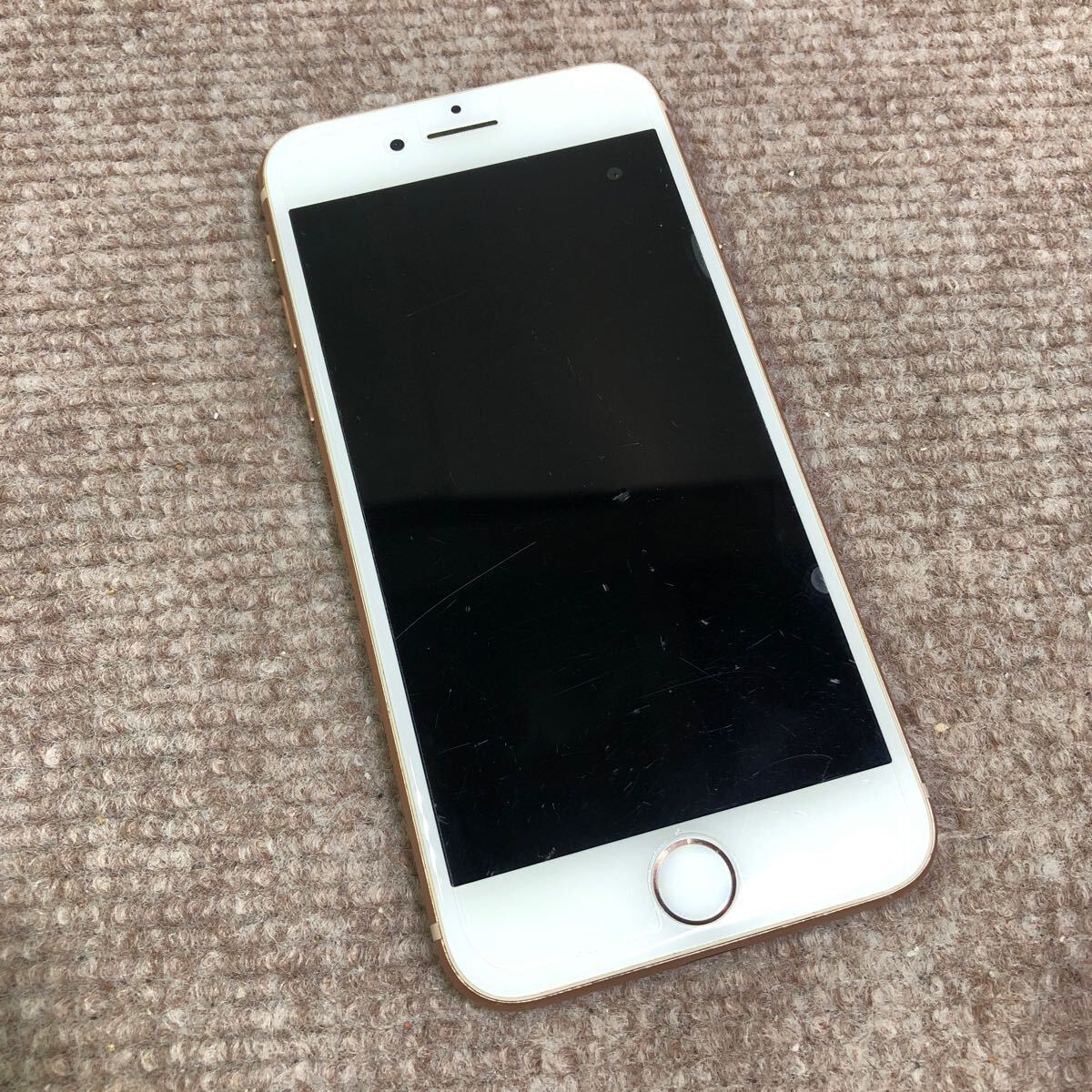 Apple アップル iPhone 8 64GB MQ7A2J/A docomo 利用制限○ 保護フィルム付 ゴールド_画像5