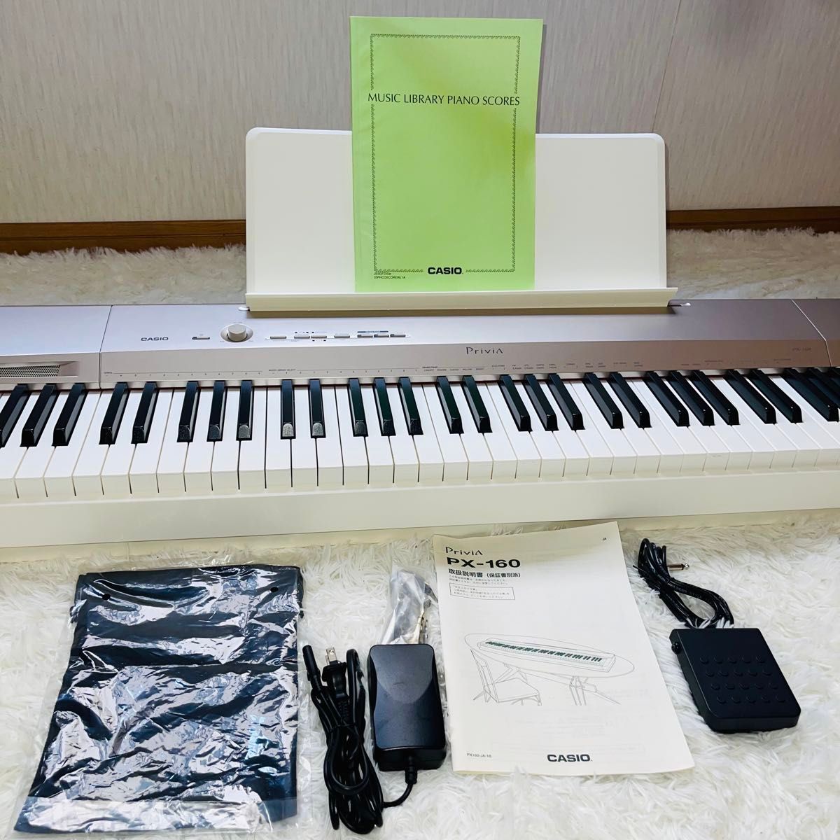 美品　Privia PX-160GD シャンパンゴールド　88鍵盤　MIDI対応
