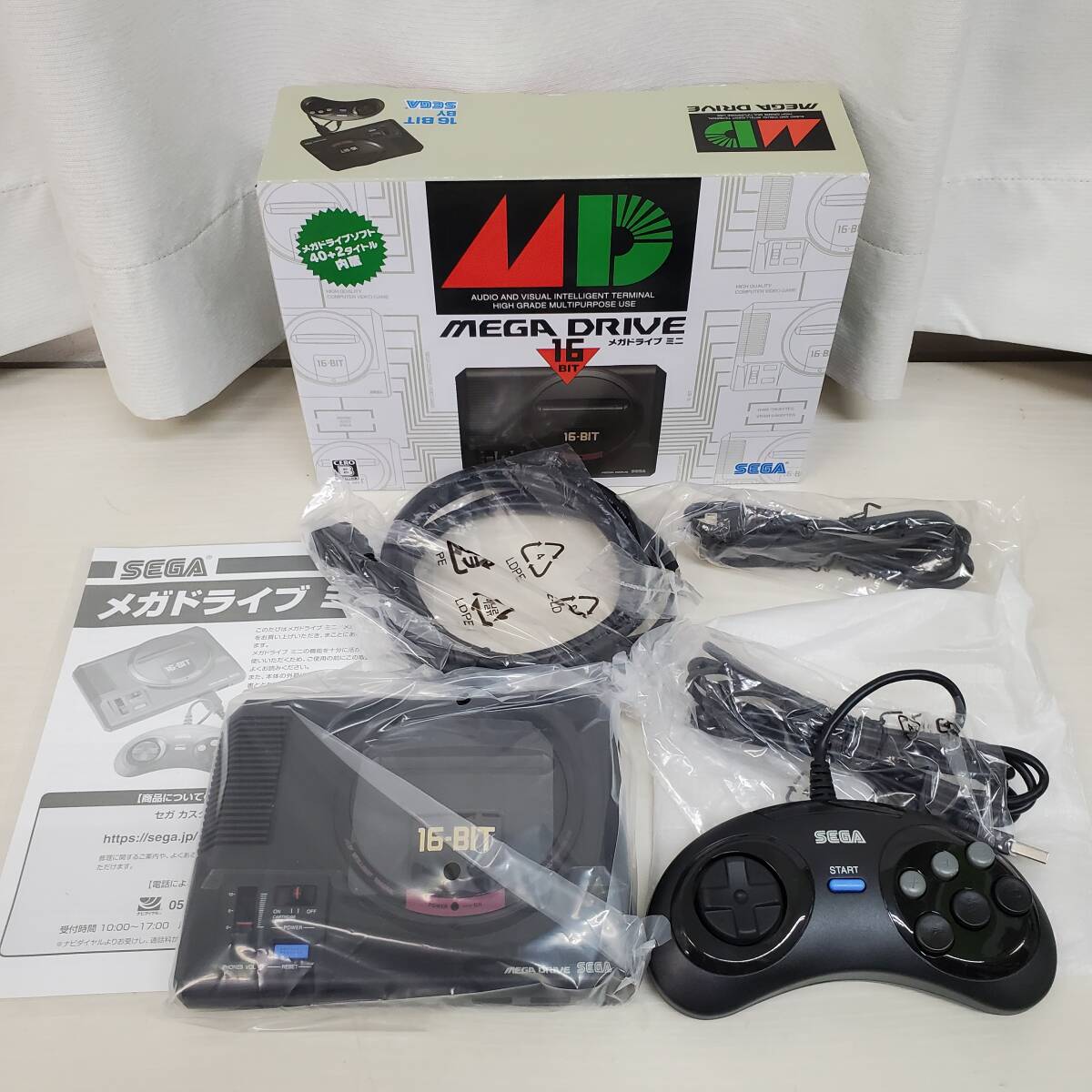 ER0324-214□SEGA メガドライブミニ 16BIT 本体 セット セガ MD MEGA DRIVE HAA-2520 テレビゲーム ゲーム 箱・取説 未使用 動作未確認 の画像1