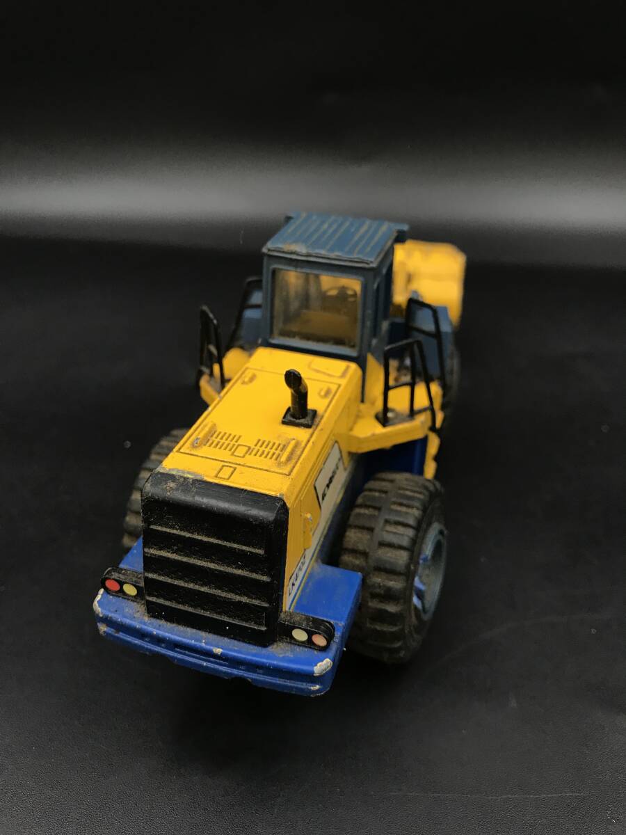 0221-15* Yonezawa Diapet Diapet Kobelco LK470Z экскаватор KAWASAKI 1/48 текущее состояние товар загрязнения есть Showa Retro подлинная вещь примерно 17.5cm