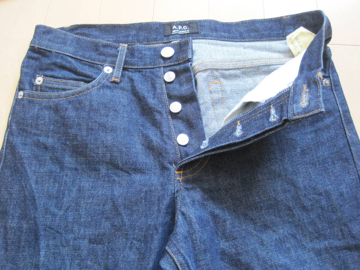 A.P.C. アーペーセー APC デニム　ジーンズ　NEW CURE H JEAN TRES ETPOIT　サイズ28 _画像3