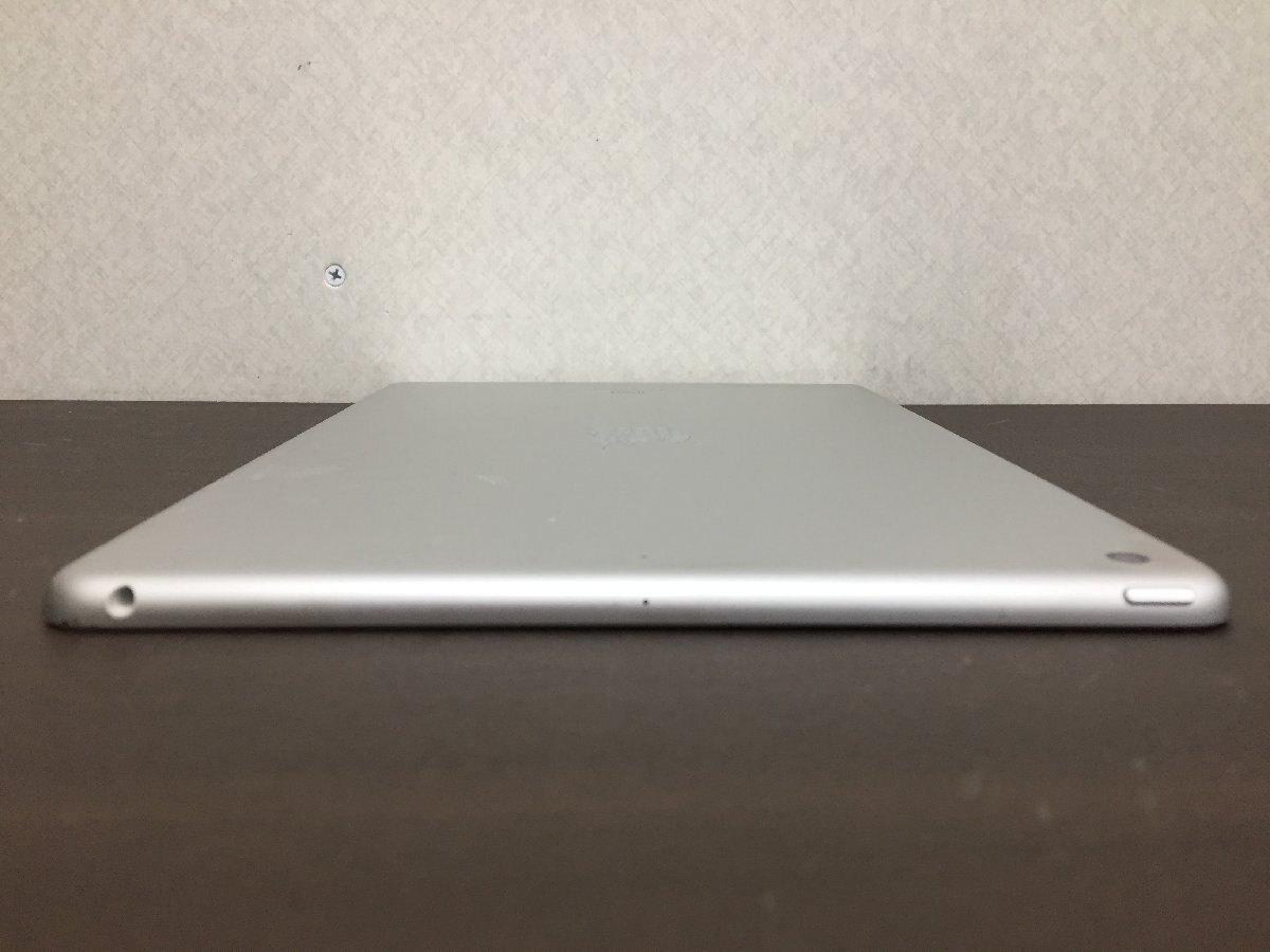 Apple iPad7 32GB 10.2インチ バッテリー90％ 画面ライン抜け Wi-Fiモデル A2197 第7世代 シルバー 現状品 動作品_画像3