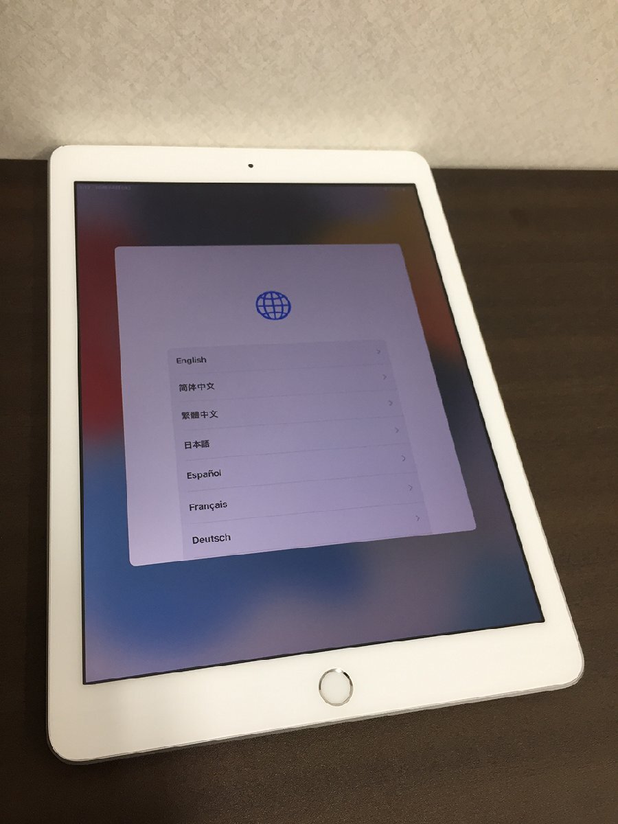 Apple iPad5 32GB バッテリー91% Wi-Fiモデル MP2G2J/A シルバー A1822 動作品 現状品