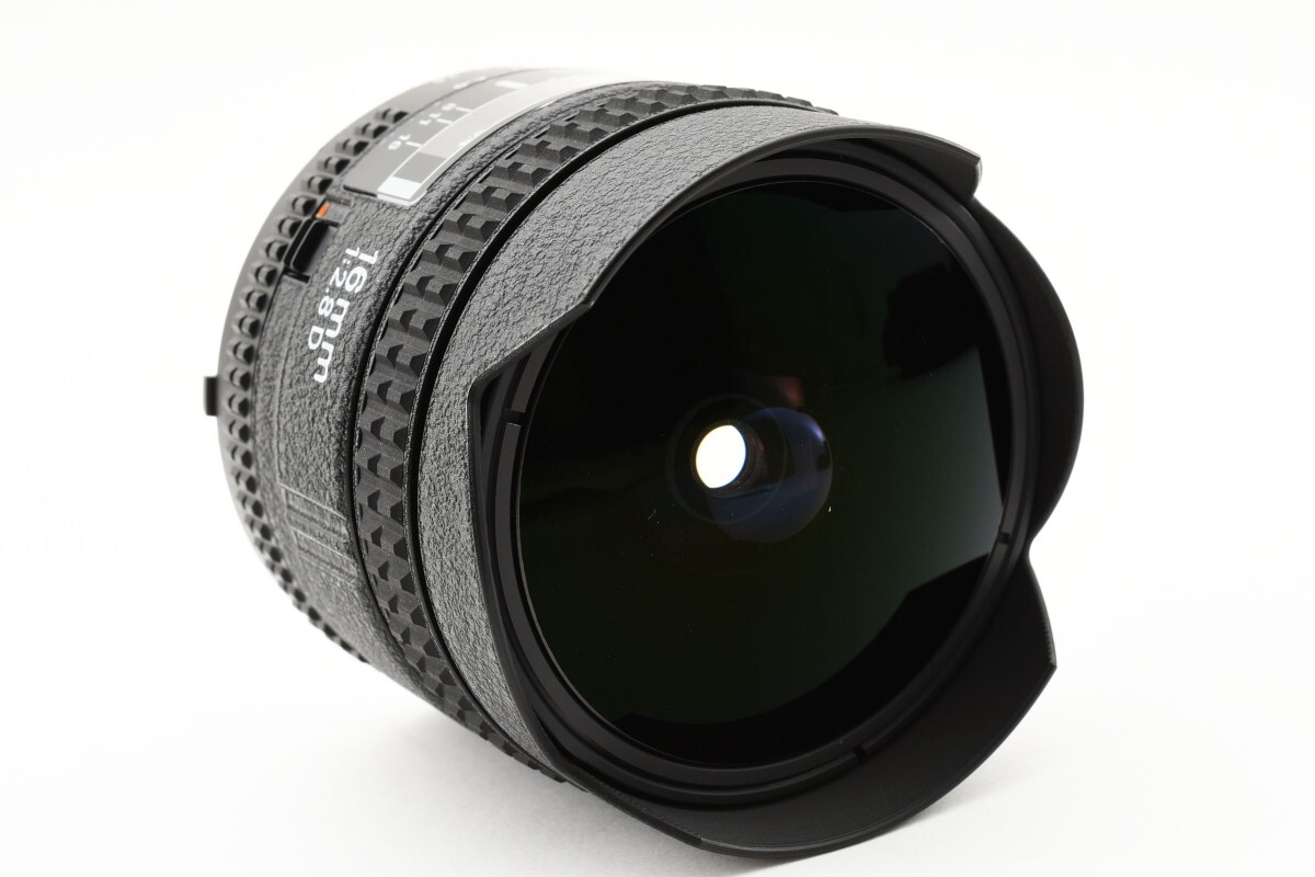 Nikon AF Fisheye Nikkor 16mm F/2.8 D ニコン Fマウント用 交換レンズ_画像4