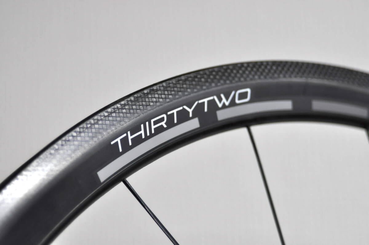 REYNOLDS/THIRTY TWO CARBON WHEEL/レイノルズ/32/カーボン REYNOLDS/THIRTY TWO CARBON WHEEL/レイノルズ/32/カーボン