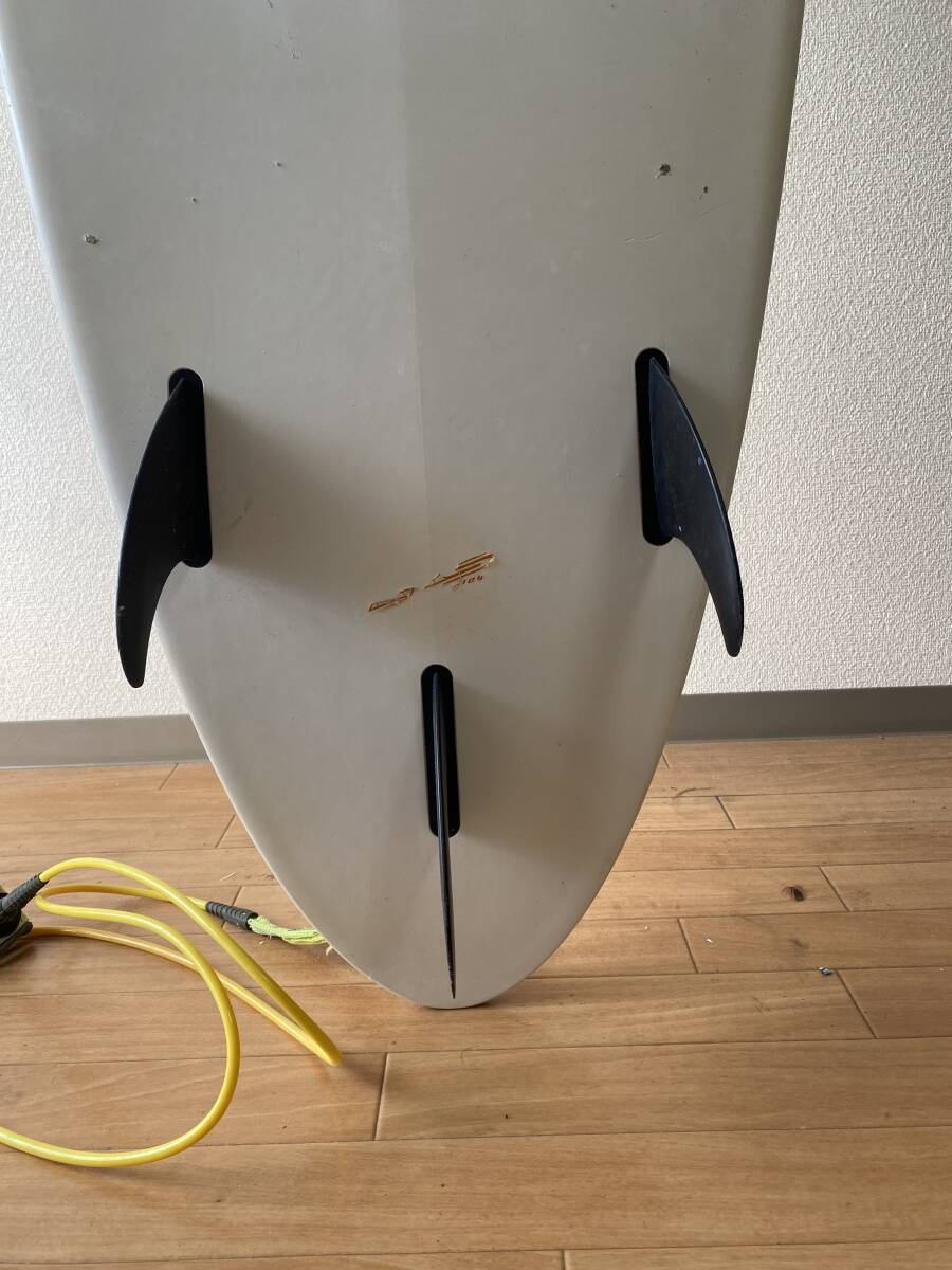 【送料込】"ビック サーフボード (BIC SURF) 7'3"(220cm) ファンボードサーフボード_画像3