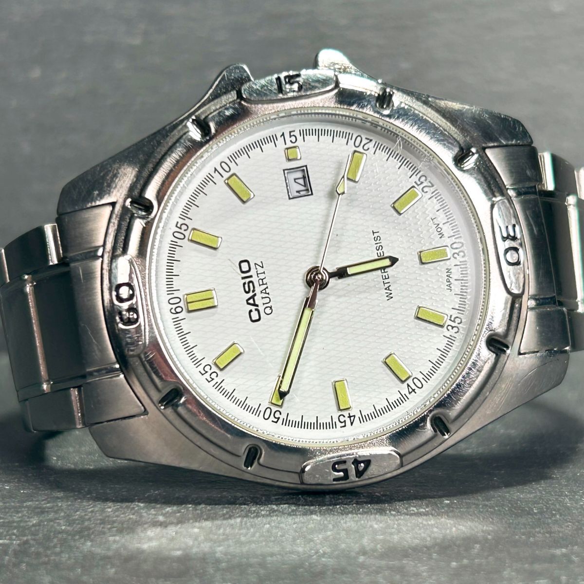 CASIO カシオ MTP-1224-7A 腕時計 クオーツ アナログ 3針 カレンダー ステンレススチール シルバー ホワイト文字盤 ラウンドフェイス_画像4