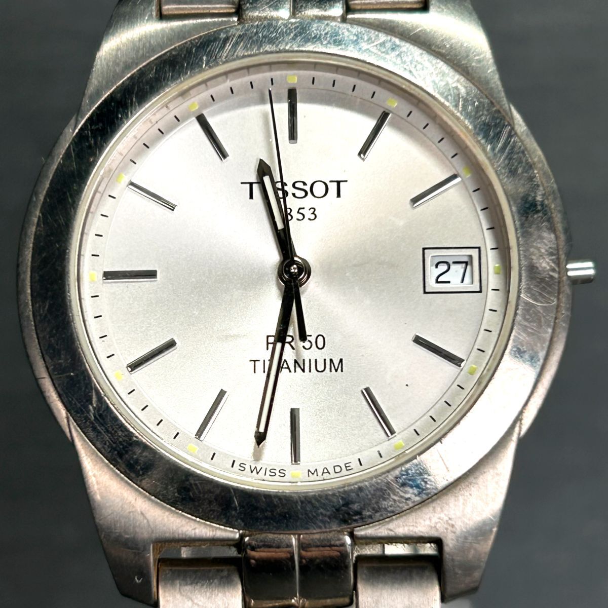 希少 TISSOT ティソ TITANIUM チタニウム PR50 J376/476T 腕時計 クオーツ アナログ 3針 カレンダー シルバー文字盤 ラウンド メンズの画像3