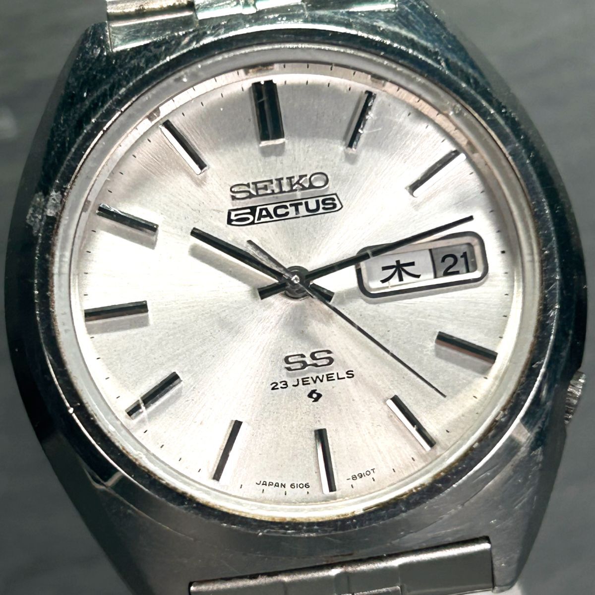 美品 SEIKO セイコー セイコー5 ACTUS アクタス 6106-8670 腕時計 自動巻き アナログ デイデイトカレンダー 諏訪精工舎 メンズ 動作確認済の画像1