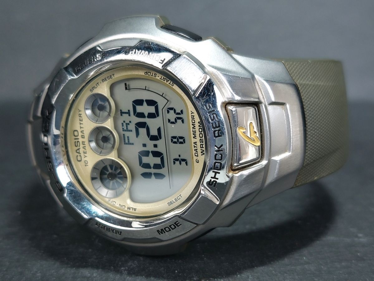 美品 CASIO カシオ G-SHOCK ジーショック G7100-3V デジタル 腕時計 ゴールド文字盤 ラバーベルト ステンレス 電池交換済み 動作確認済み_画像6