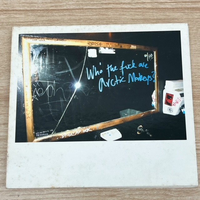Arctic Monkeys アークティック・モンキーズ CD 「Who the Fuck Are Arctic Monkeys?」 洋楽 アルバム ロックバンド ④_画像1