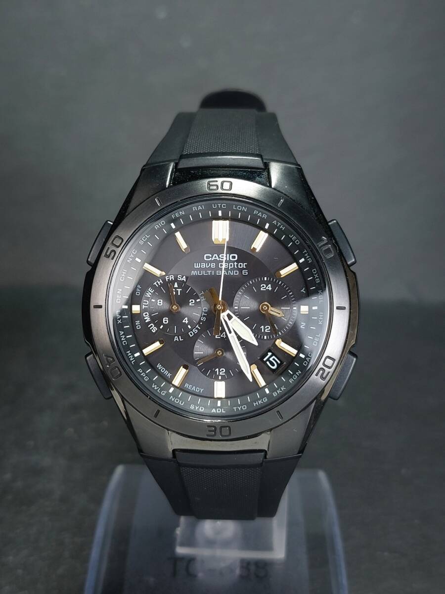 超美品 CASIO カシオ WAVE CEPTOR ウェーブセプター マルチバンド6 WVQ-M410B-1A 電波ソーラー 腕時計 クロノグラフ デイト 動作確認済み_画像2