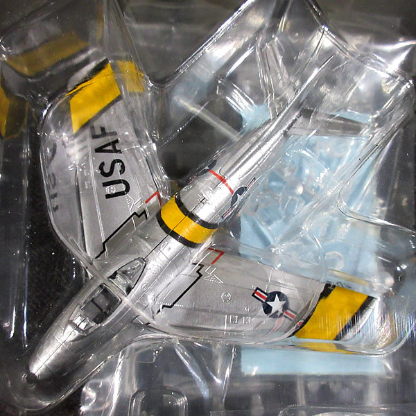 バンダイ 1/144 ウイングクラブコレクション L4 米空軍 ノースアメリカン F-86F セイバー F-toys 絶版品 _画像1