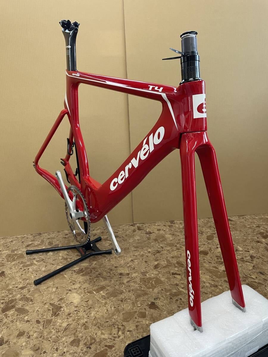 【 CERVELO(サーヴェロ）T4 / トラック競技用フレーム（クランク・チェーンリング付）】の画像3