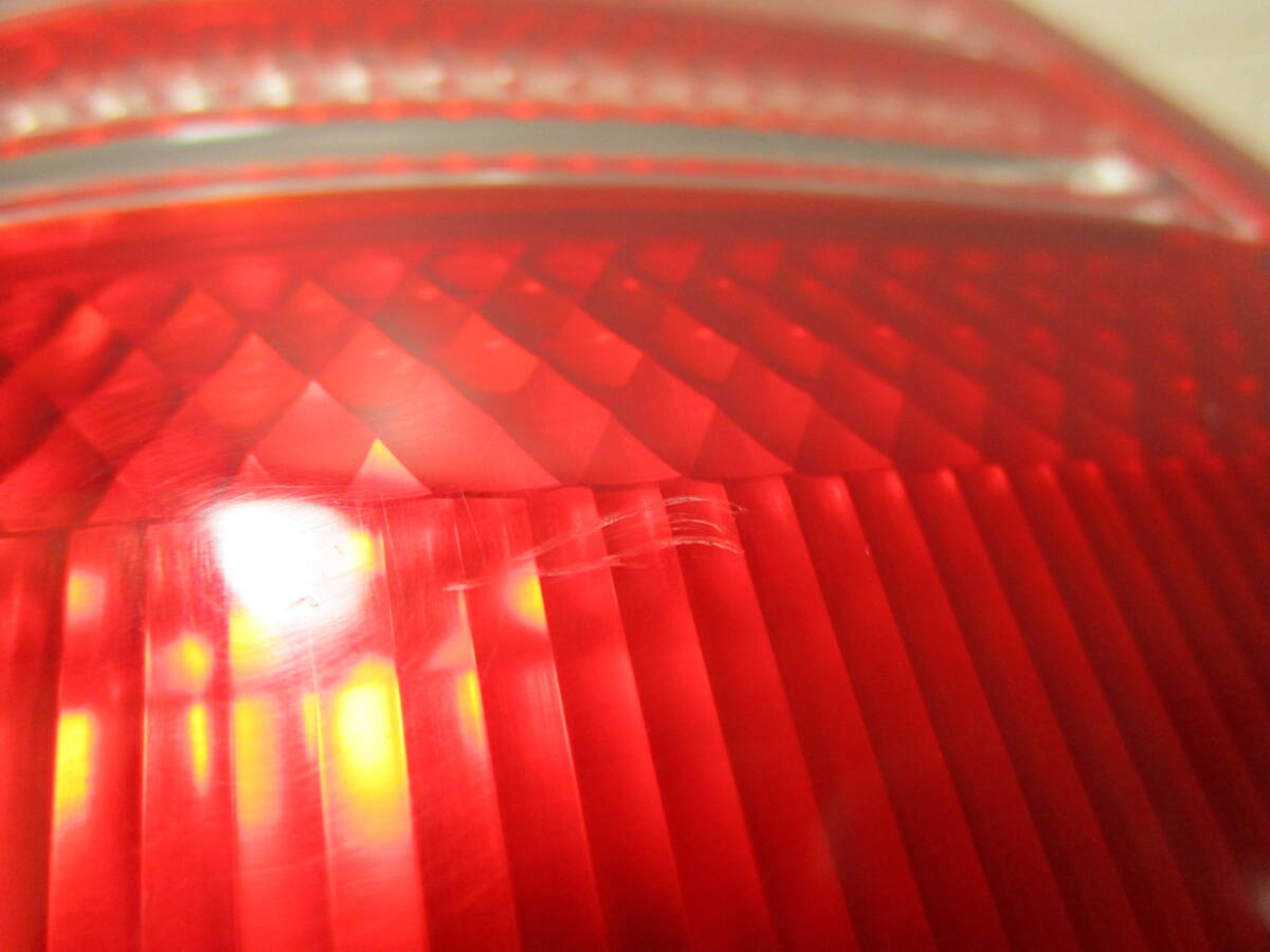  Serena PNC24 tail lamp left ICHIKOH 4901 C24