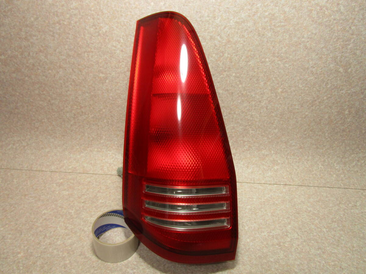  Serena PNC24 tail lamp left ICHIKOH 4901 C24