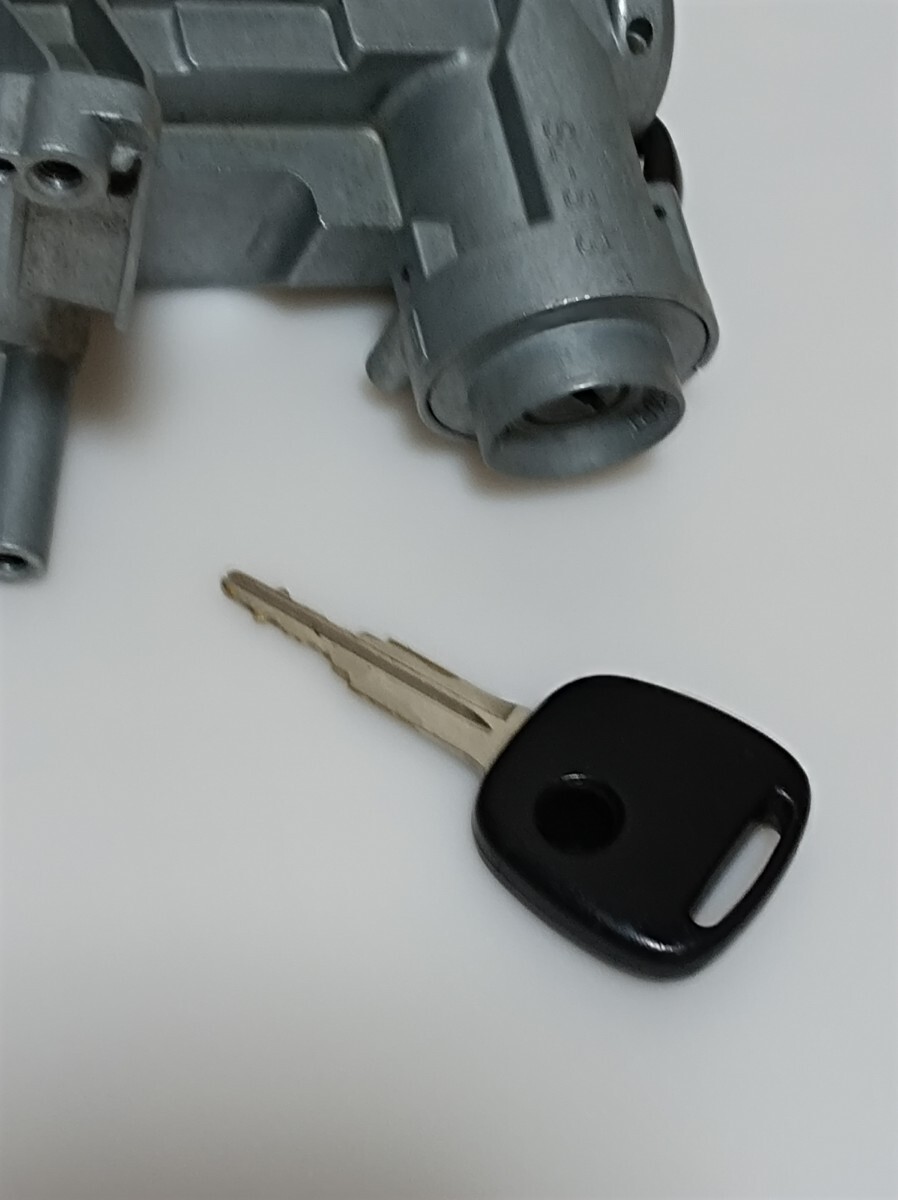 スズキ MC22S ワゴンR 純正 キーシリンダー メインキー 鍵 ドア 鍵穴 セット SL−S13 動作品 送料無料の画像5