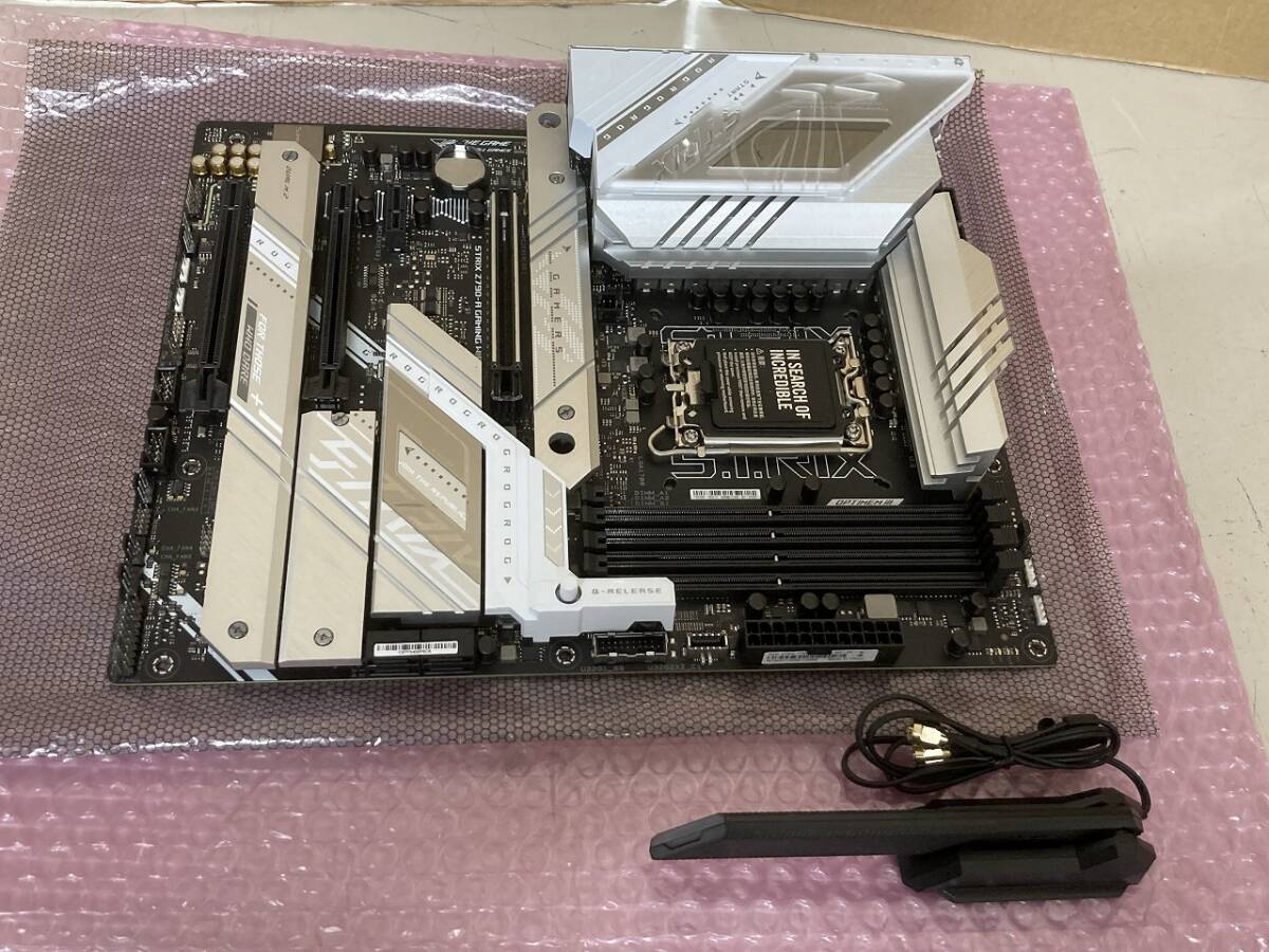 ■ASUS■第13/12世代INTEL LGA1700対応ATXマザー■ROG STRIX Z790-A GAMING WIFI D4■中古■ ★即決★の画像1