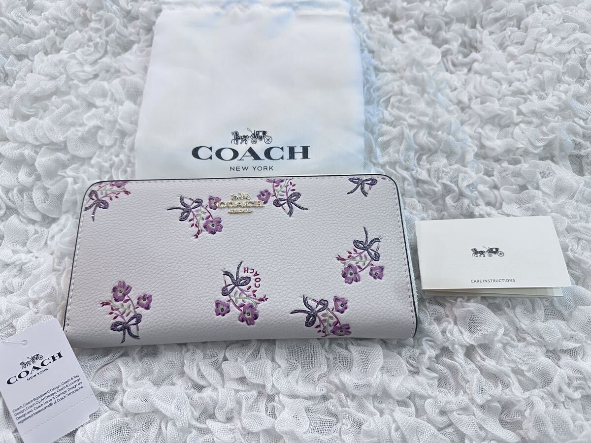 161 新品未使用 COACH コーチ 長財布 花柄 ラウンドファスナー アウトレット F28444_画像1