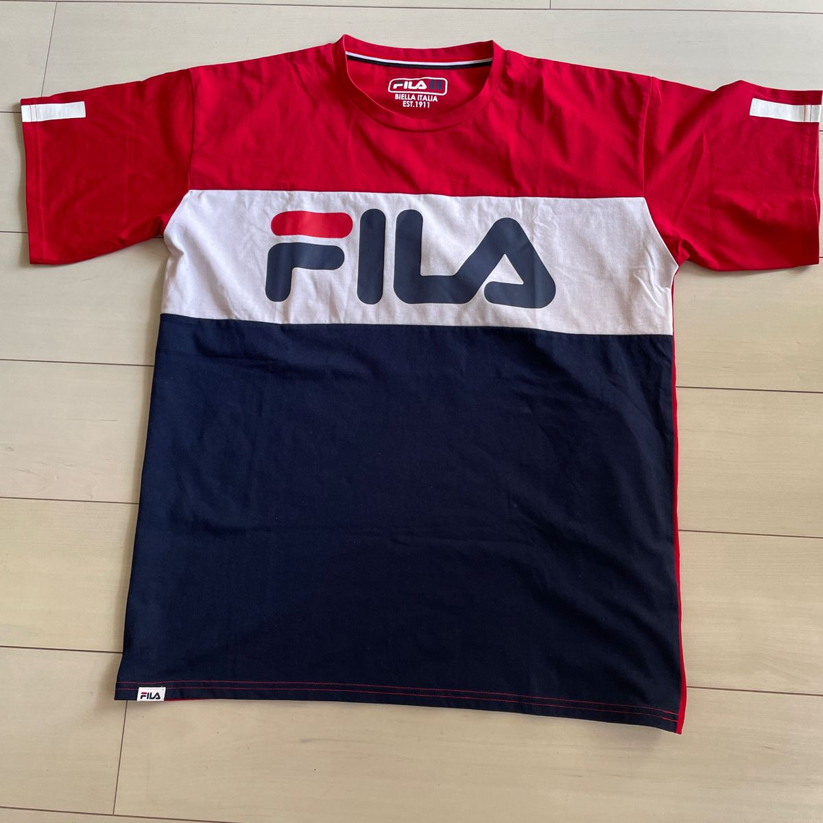 F iＬＡ　半袖Tシャツ