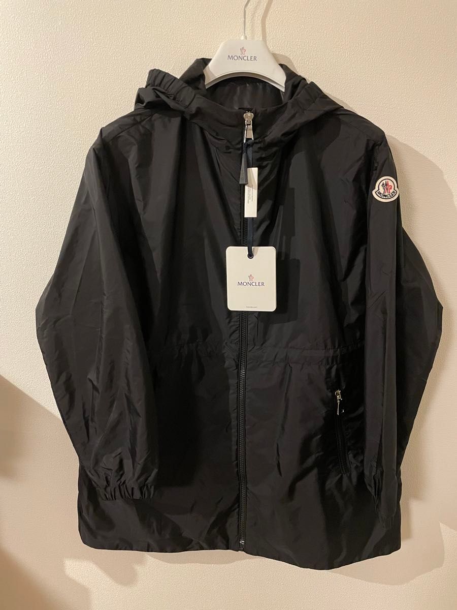 新品】MONCLER wete ナイロンパーカ 黒12A|Yahoo!フリマ(旧 新品】MONCLER wete ナイロンパーカ 黒12A|Yahoo!フリマ(旧