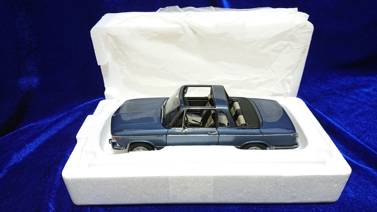 1/18 Autoart オートアート BMW 2002 BAUR CABRIO マルニ バウアー カブリオレ タルガトップ 70531 Blue Metallic _画像3