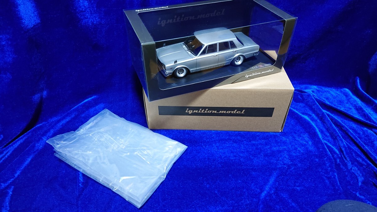 1/18 Ignition model イグニッションモデル NISSAN SKYLINE 2000 GT-R PGC10 4Door Silver 日産 スカイライン ハコスカ 4ドア IG0761 難有の画像5