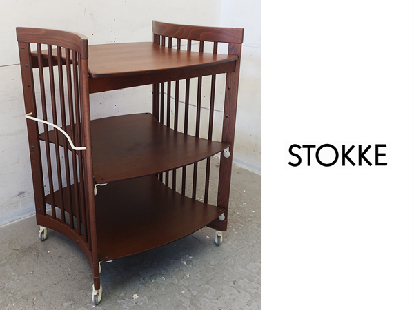 ■P245■美品■STOKKE/ストッケ■ノルウェー■北欧モダン■ベビーシェルフ■ベビーケアワゴン■木製/ウッド/天然木■高級■キャスター付きの画像1