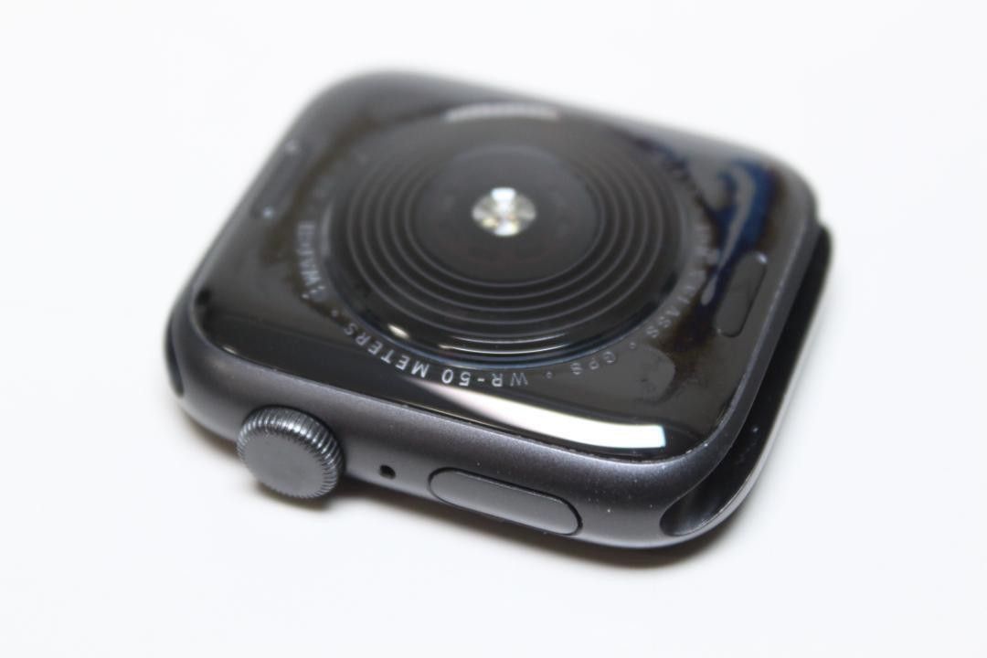 Apple Watch SE（第1世代）GPS/44mm/A2352 ⑥ 