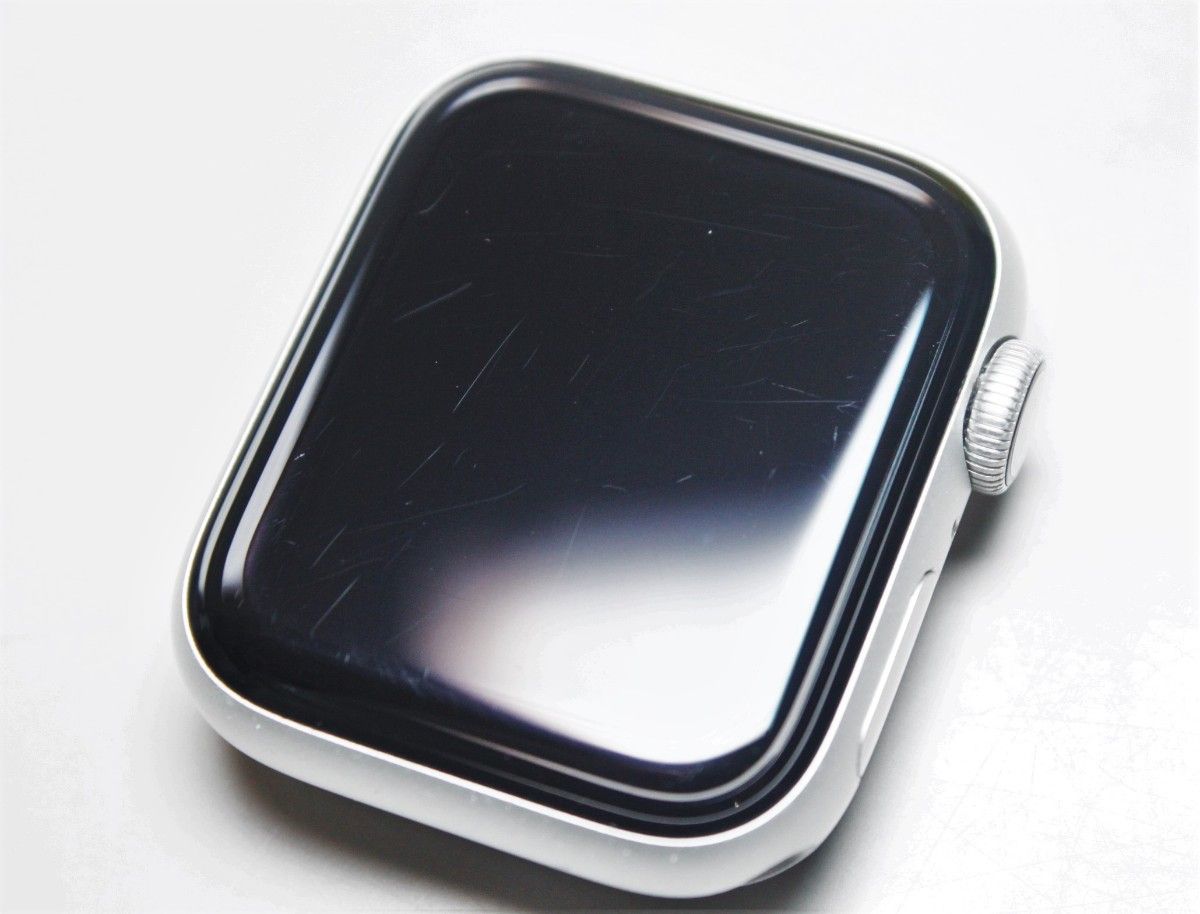 Apple Watch Series 4/GPS/40mm/A1977〈MU642J/A〉④