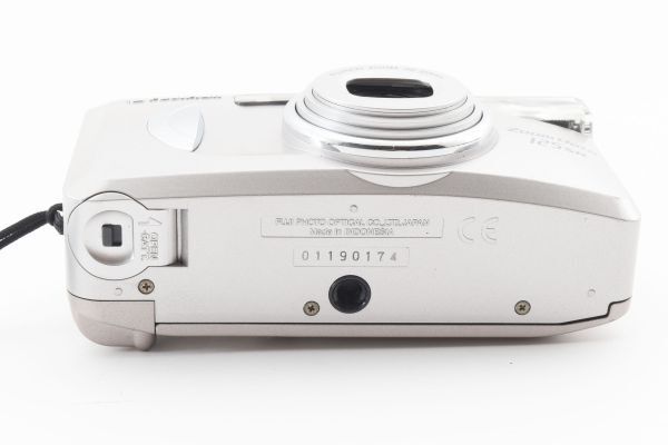 【実用光学美品】Fujifilm 富士フィルム ZOOM DATE 125SR コンパクトフィルムカメラ #548-2の画像5