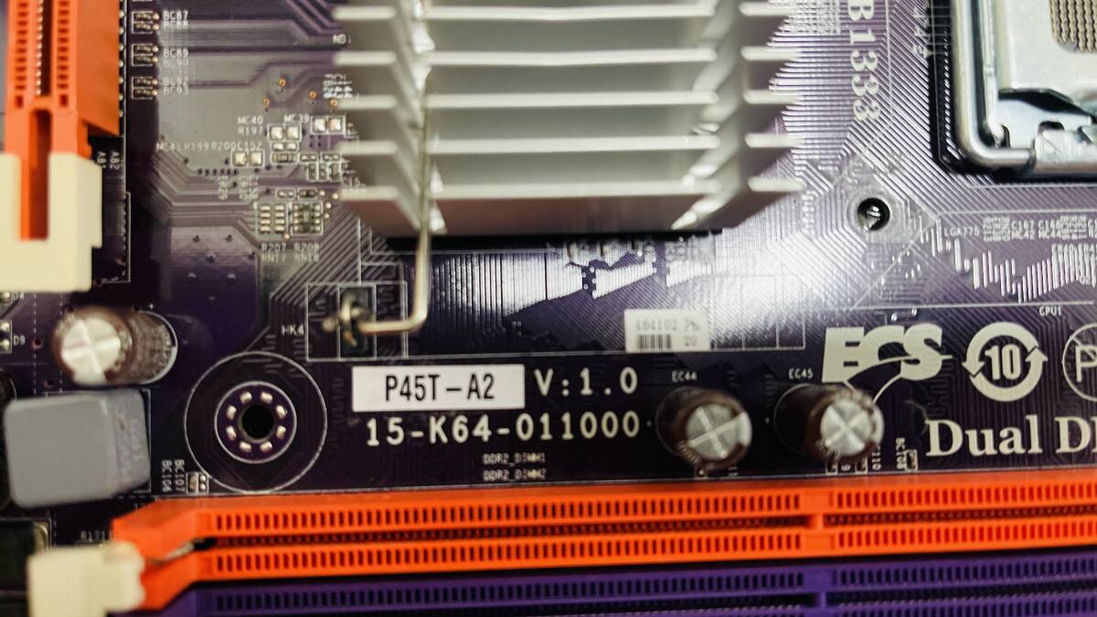 ECS P45T-A (1.0) Intel P45+ICH10R チップセット LGA775用 ATXマザーボードの画像6