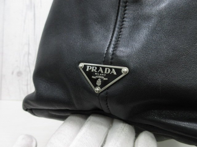 極美品 PRADA プラダ トートバッグ ハンドバッグ バッグ ナッパレザー 黒 A4収納可 メンズ 70045Y_画像10