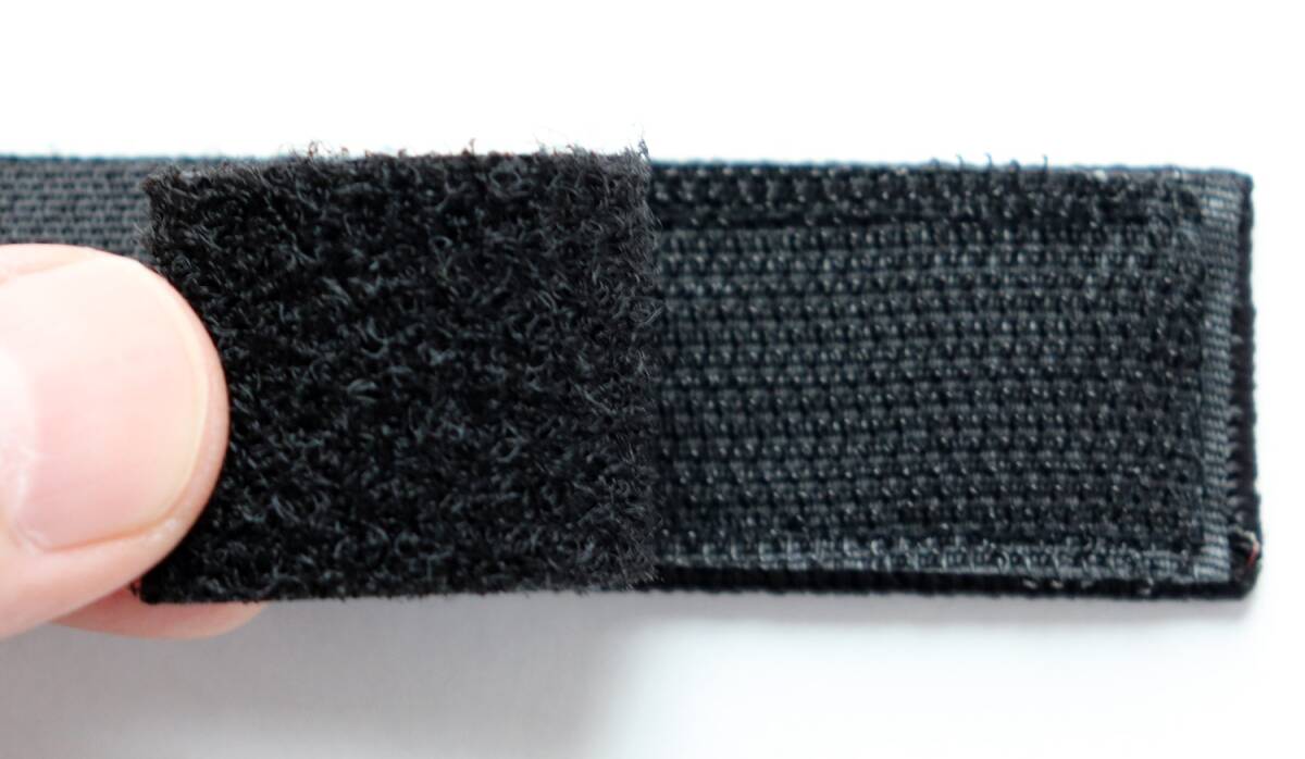 ワッペン STAFF（スタッフ） マジックテープ（ベルクロ・面ファスナー）着脱式 ミリタリー サバゲー 刺繍パッチ 大サイズ