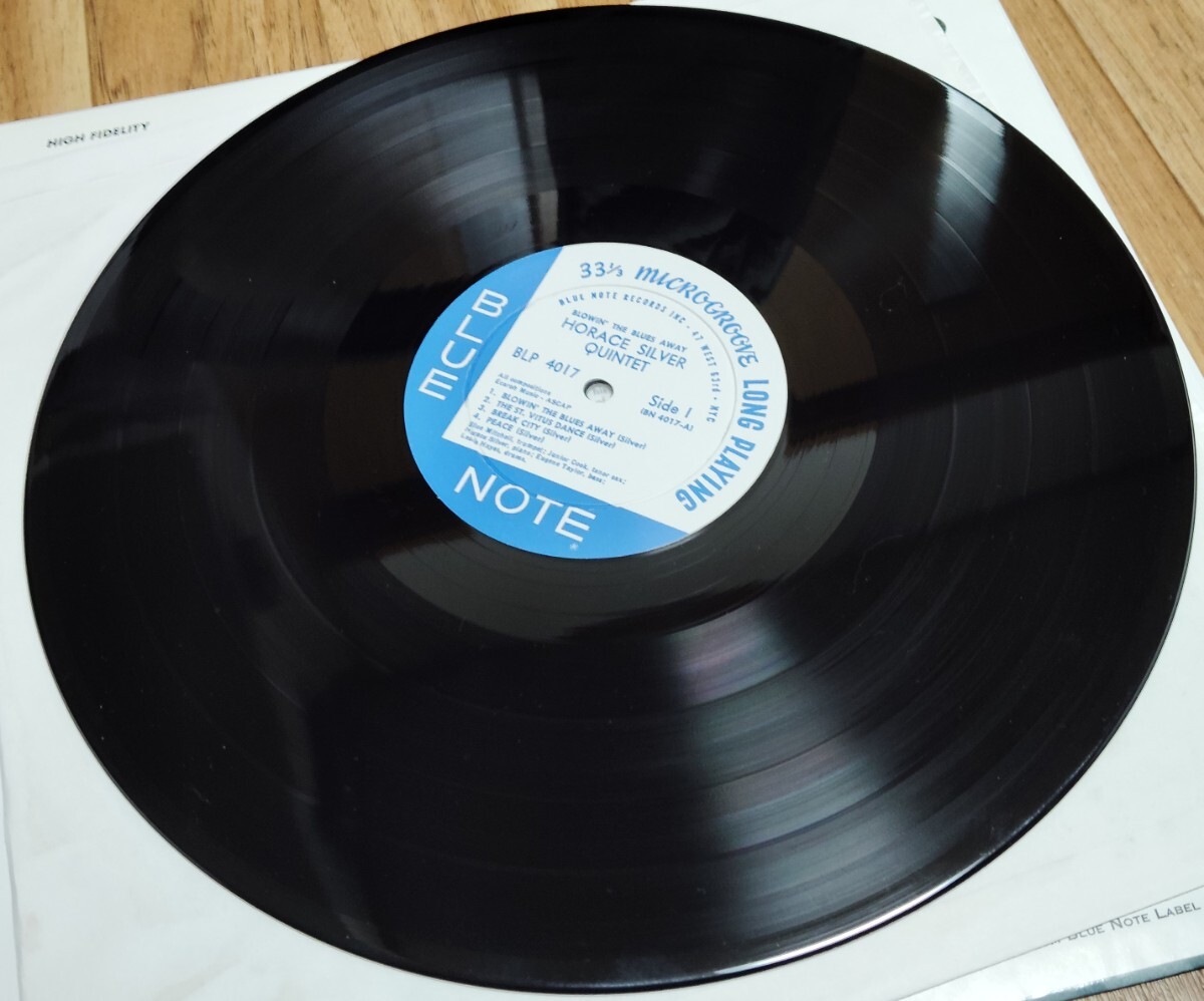 【美品 CLASSIC RECORDS】The Horace Silver Quintet & Trio - Blowin' The Blues Away ホレス・シルバー 200g重量盤 両面深溝・BG刻印_画像3