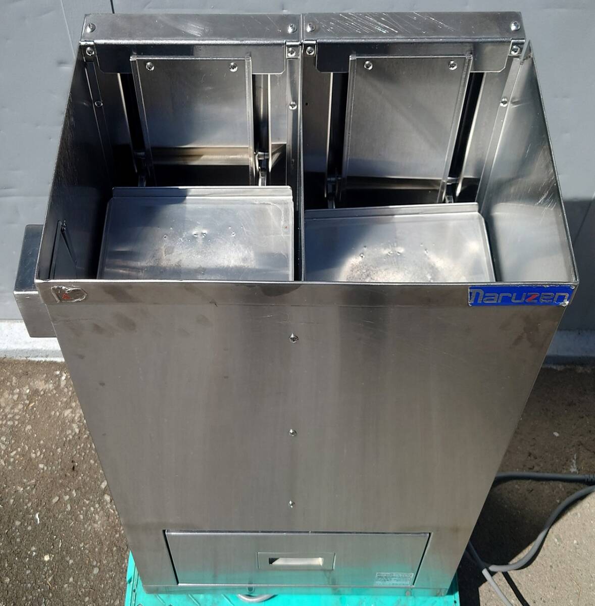 Yahoo!オークション - 食器ディスペンサー 100V マルゼン MSD Yahoo!オークション - 食器ディスペンサー 100V マルゼン MSD