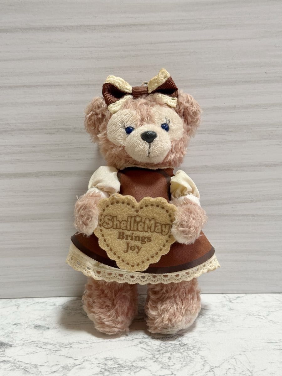 美品】Disney シェリーメイ ぬいぐるみバッジ バレンタイン 2011 美品】Disney シェリーメイ ぬいぐるみバッジ バレンタイン 2011