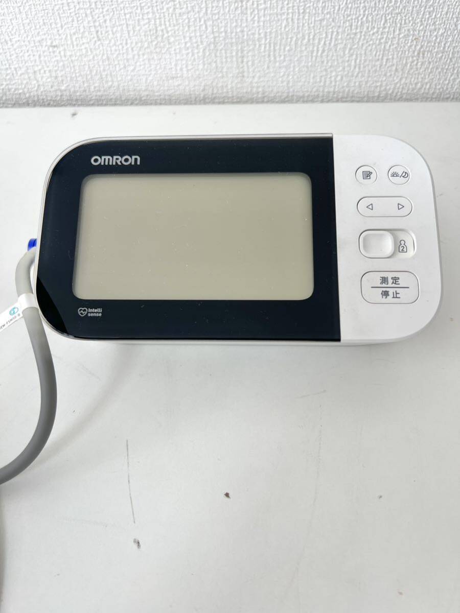 △ 良品 OMROM オムロン HCR-7602T 上腕式血圧計 OMRON オムロンコネクト 血圧計_画像3