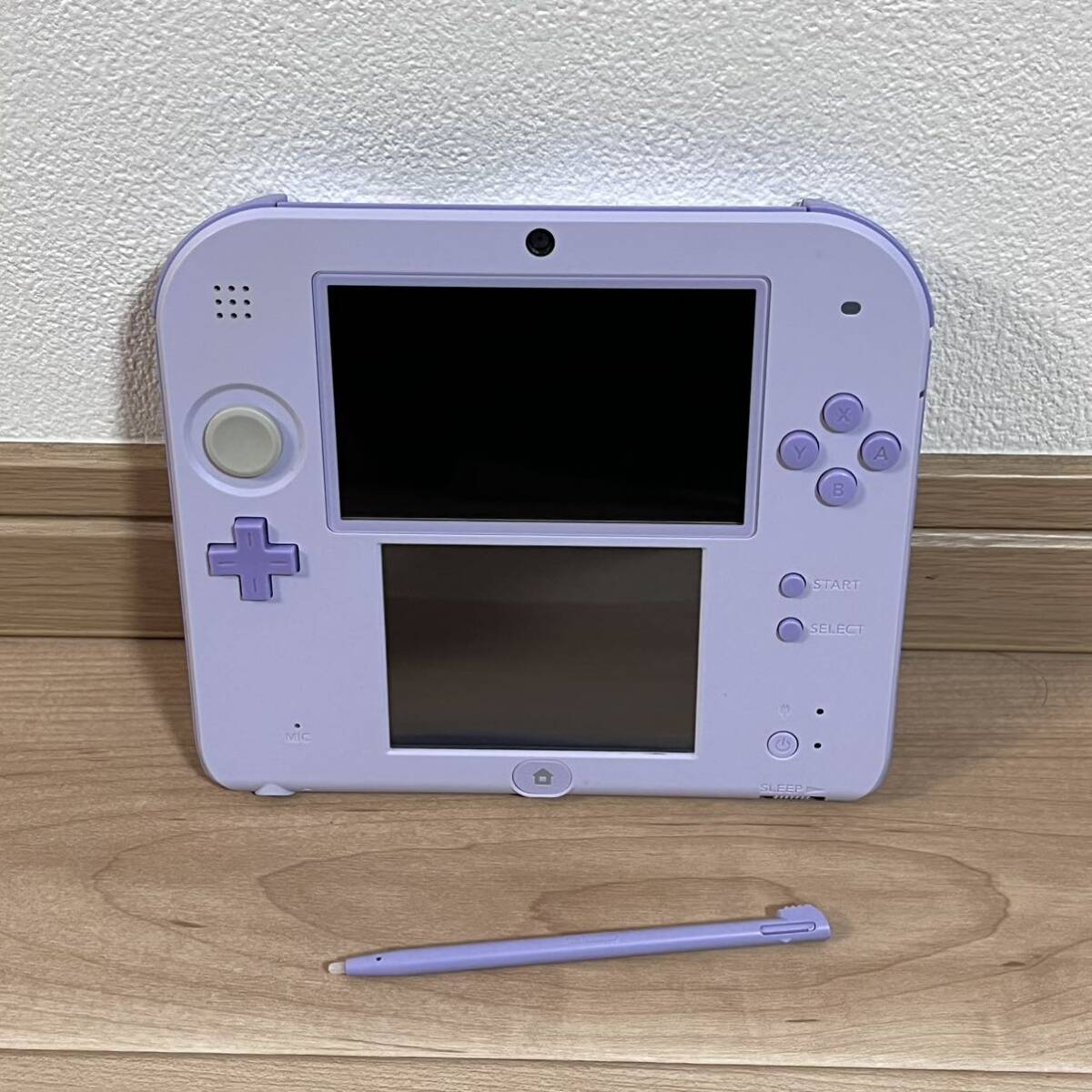 1円スタート 【美品】ニンテンドー2DS ラベンダー 動作OK _画像2