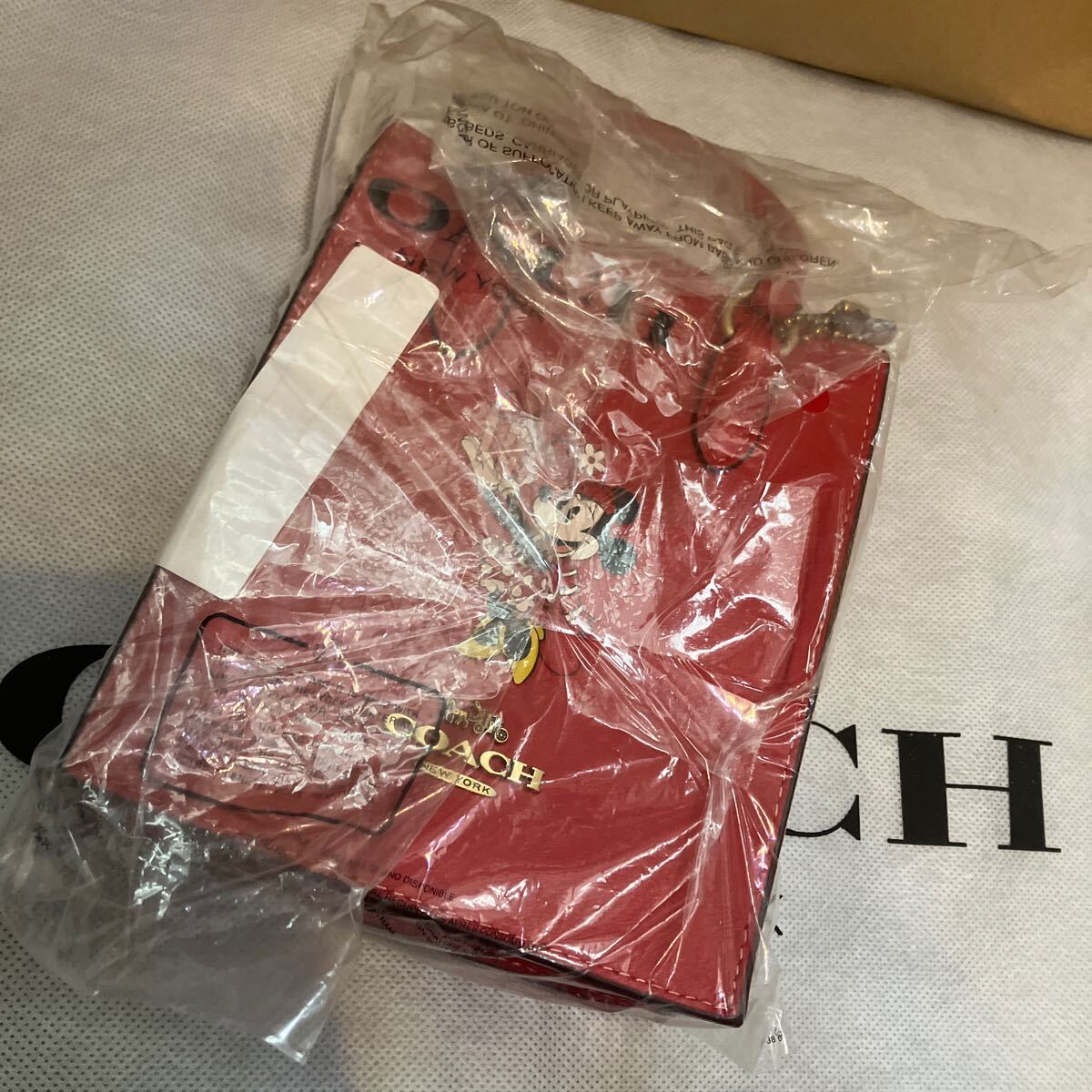 送料込 新品 価82500円 COACH X ディズニー100周年コラボ 送料込 新品 価82500円 COACH X ディズニー100周年コラボ