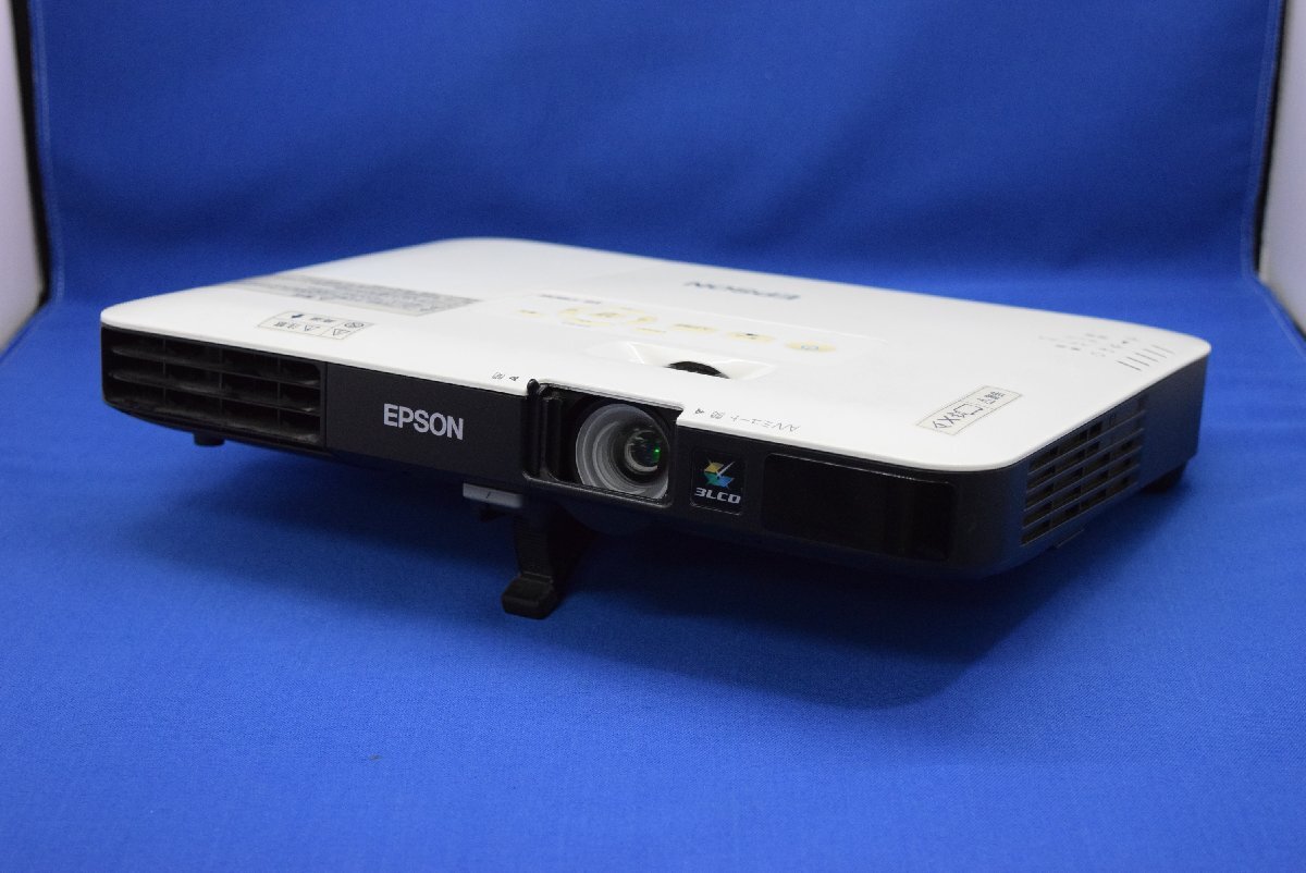 【送料無料/通電 起動 投影 OK/ジャンク】EPSON プロジェクター EB-1780W ランプ時間 979H 外装破損 エプソン S02113_画像1