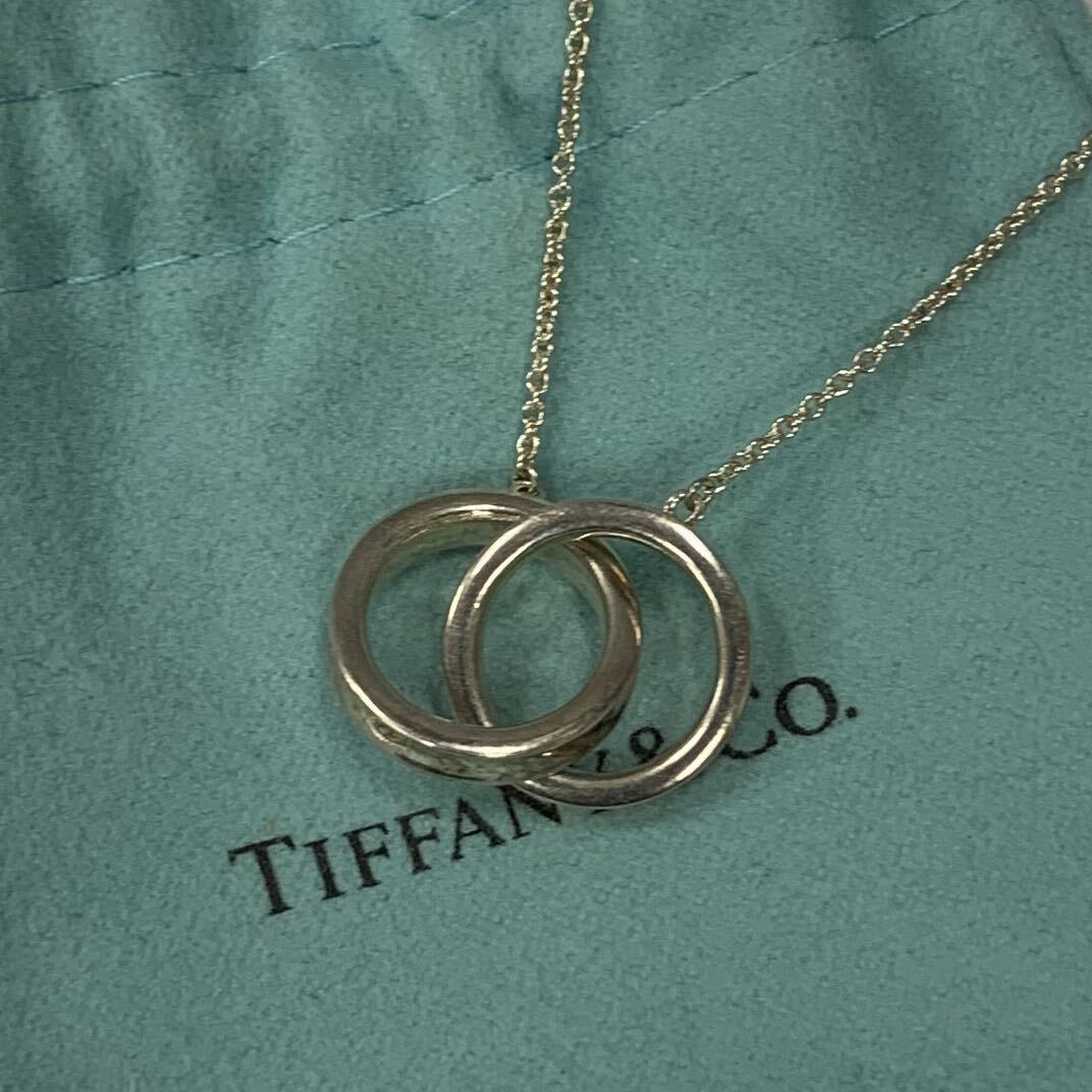 ■【売り切り】Tiffany&Co.（ティファニー）インターロッキング シルバーネックレス 1837 SV925_画像1