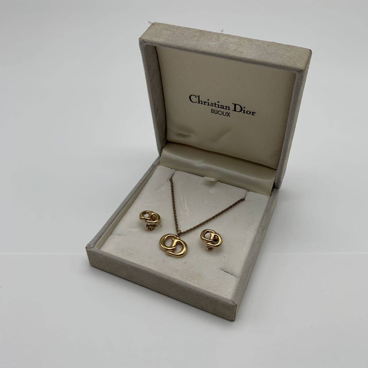 ◇【売り切り】Christian Dior（クリスチャンディオール）ゴールドカラー ネックレス イヤリング セット